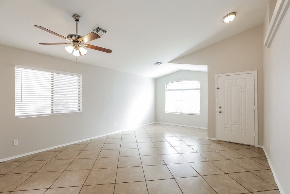4314 N 124th Ave - Photo 3 of 16