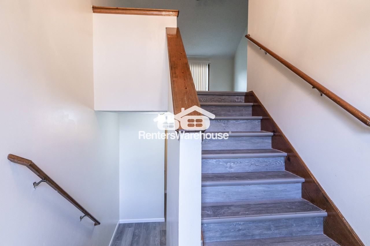 1500 Galway Ct - Photo 5 of 19