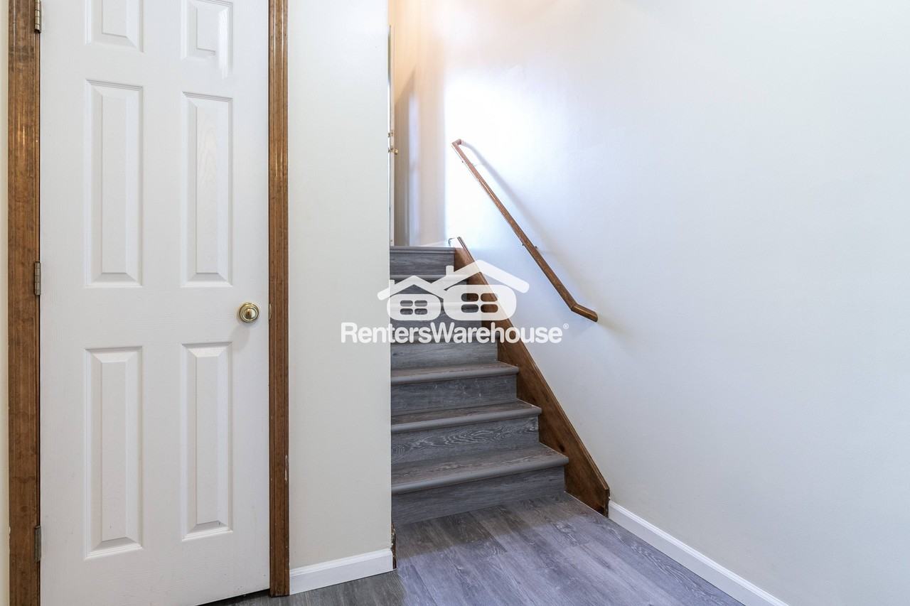 1500 Galway Ct - Photo 3 of 19