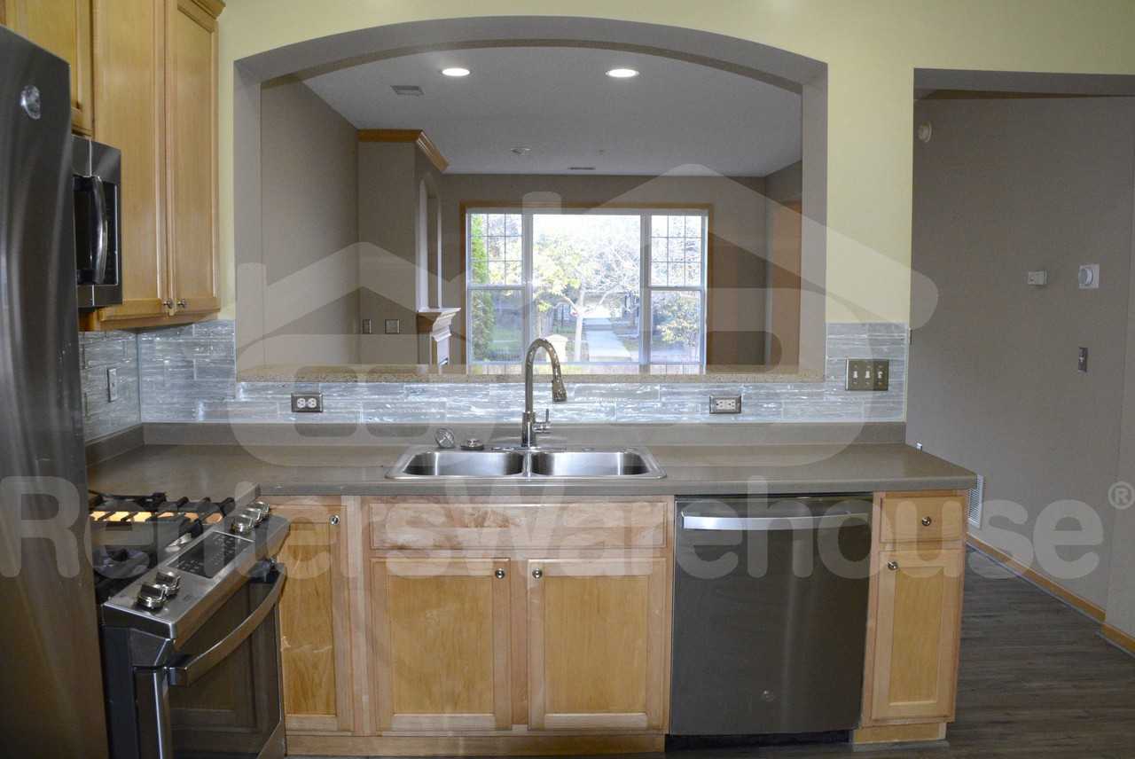 11239 Preswick Blvd - Photo 3 of 20