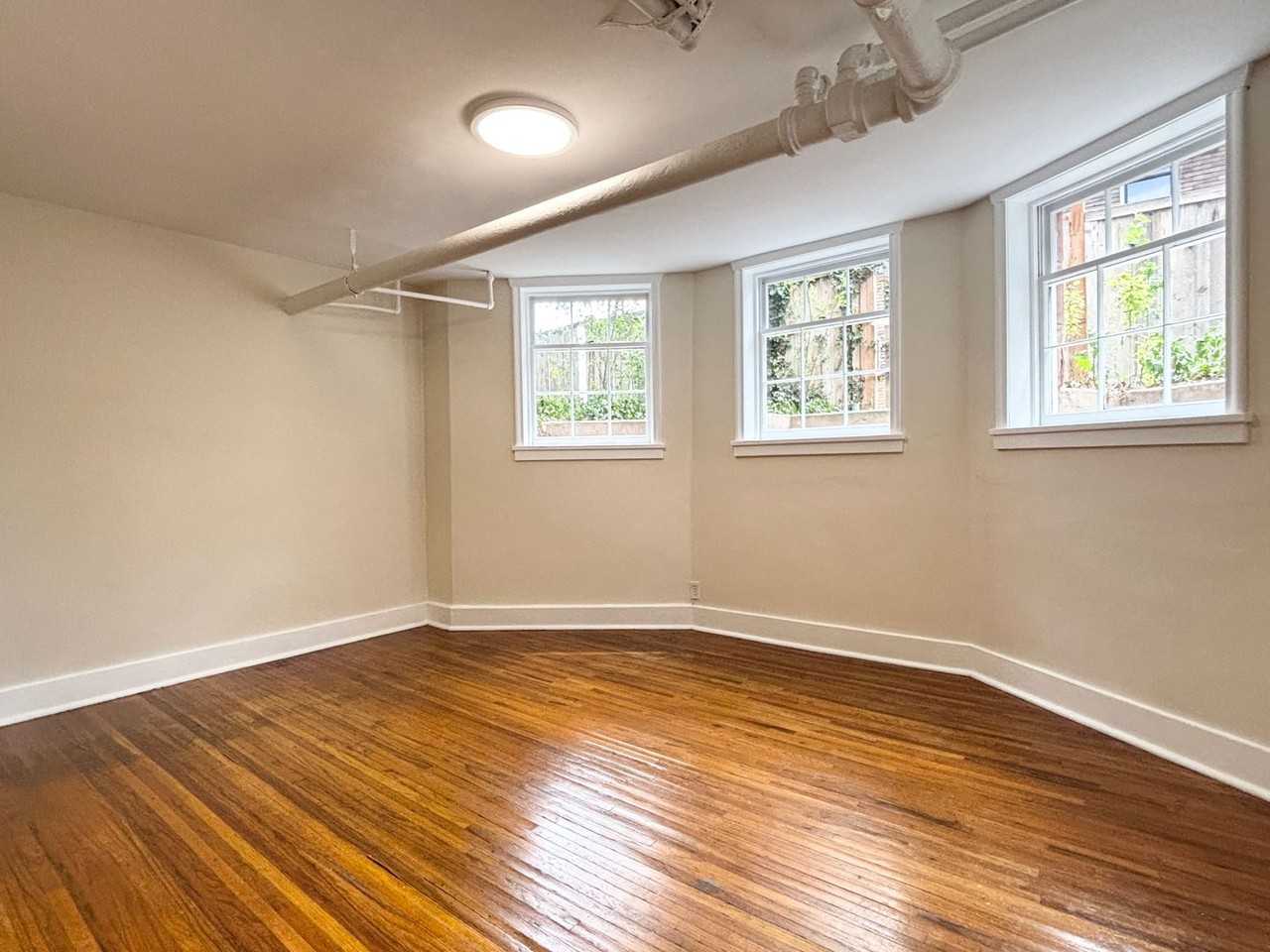 1215 E. 300 S. - Photo 3 of 41