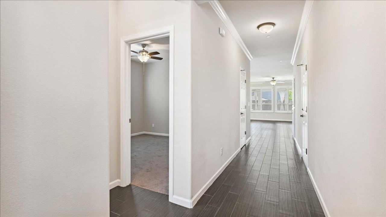 1875 Verrazona Dr - Photo 3 of 27