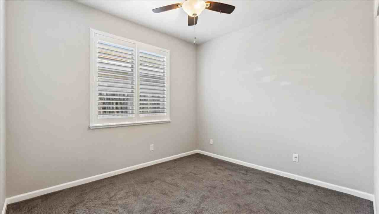 1875 Verrazona Dr - Photo 6 of 28