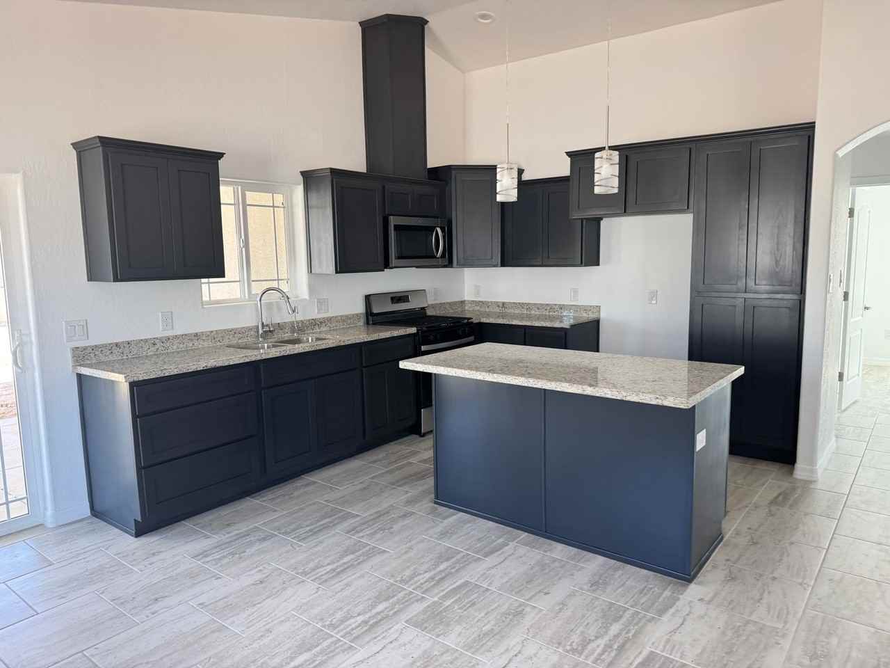 3850 3850 E Santa Sophia St - Photo 5 of 33