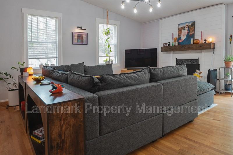 1903 Spies Springs Ct - Photo 7 of 26