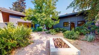 945 Brown St #A - Photo 1 of 1