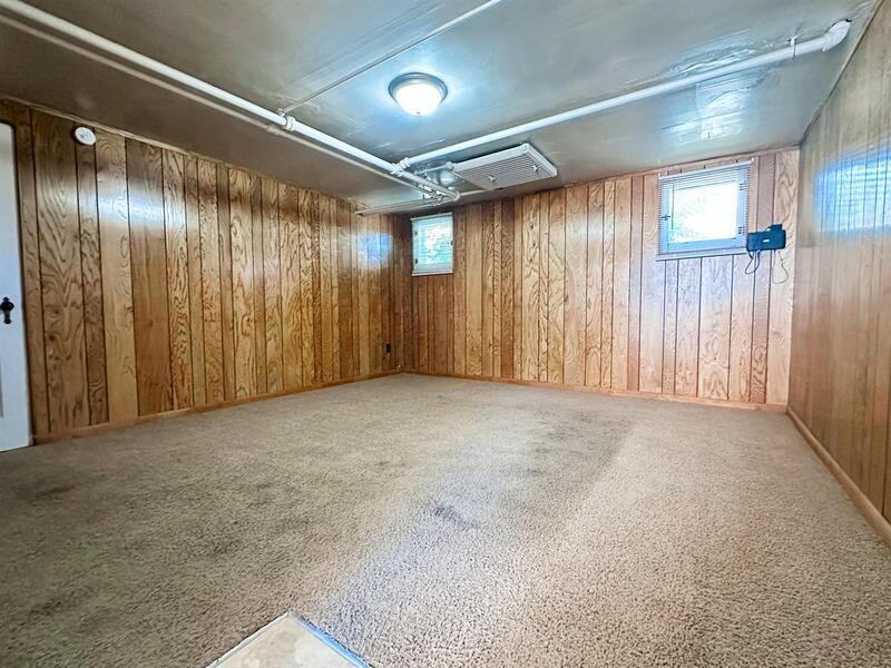 137 N Tremont St - Photo 4 of 10