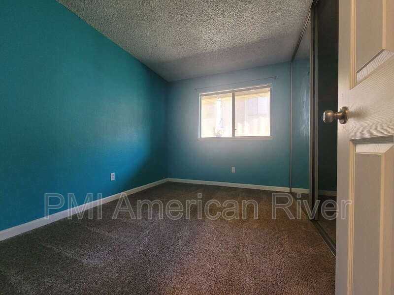 3939 Madison Ave #114 - Photo 7 of 16