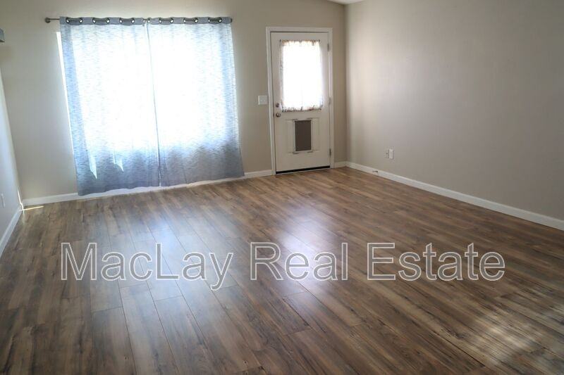 943 E Carla Vista Pl - Photo 3 of 11