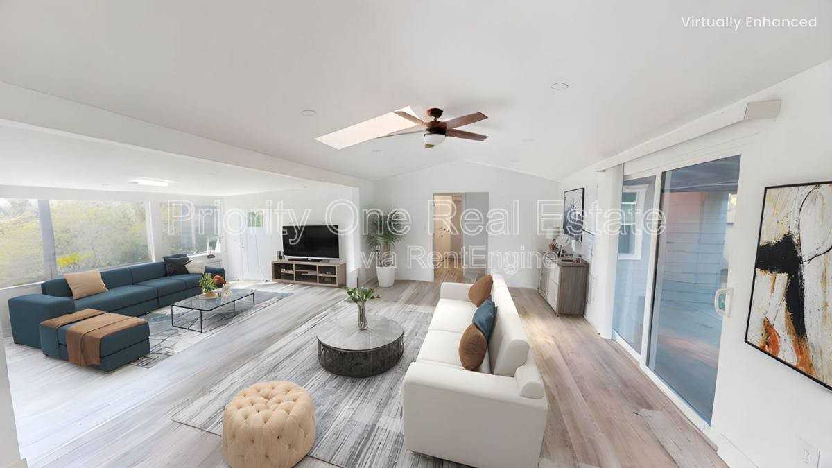 3840 Alameda Way - Photo 2 of 10