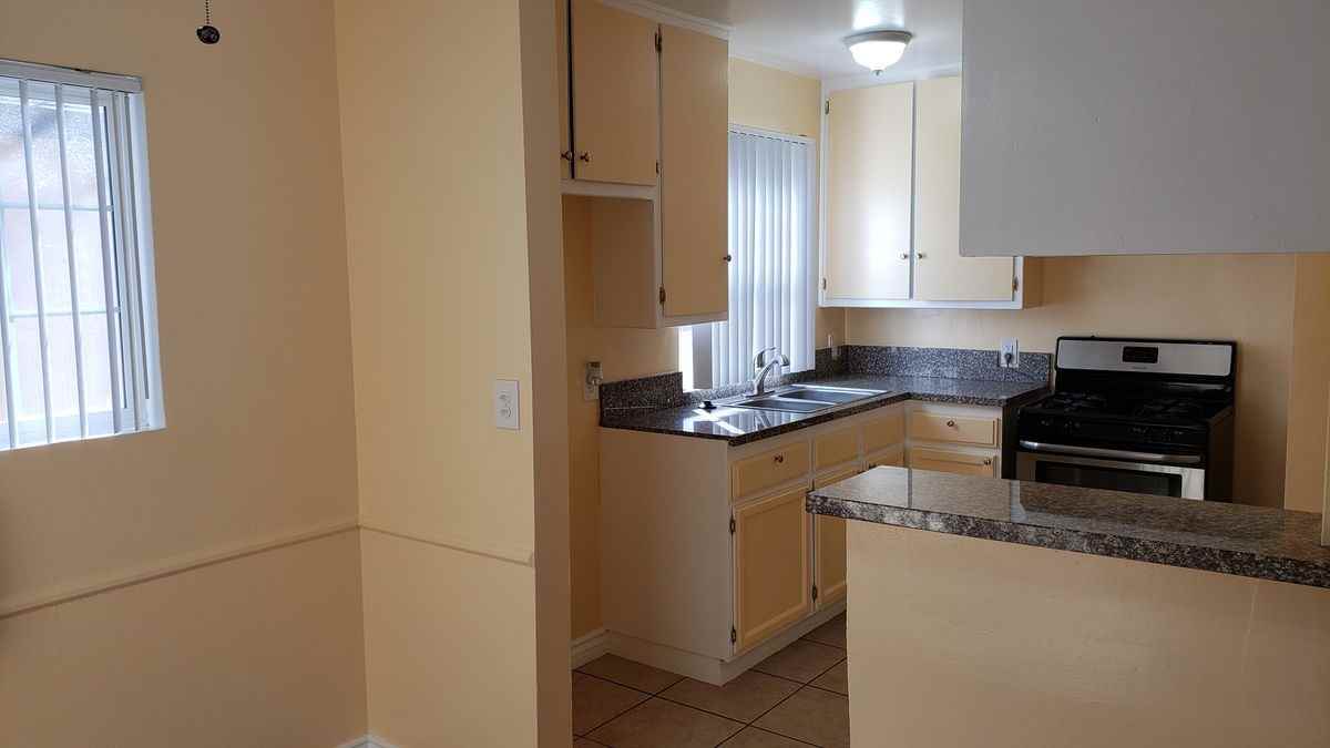 6216 Beck Ave - Photo 2 of 6