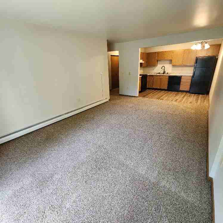 212 Seippel Blvd - Photo 5 of 14