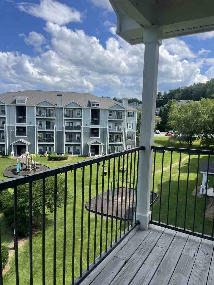 900 Vista Lake Dr #305 - Photo 4 of 13