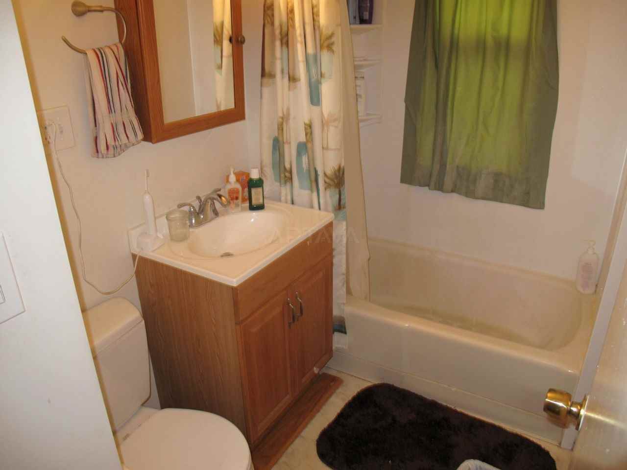 442 Main St #2 - Photo 5 of 7