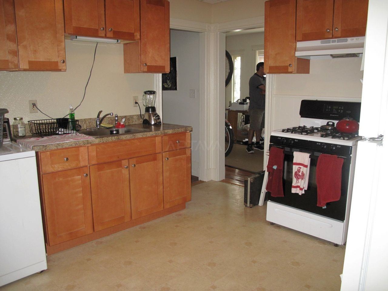 442 Main St #2 - Photo 6 of 7