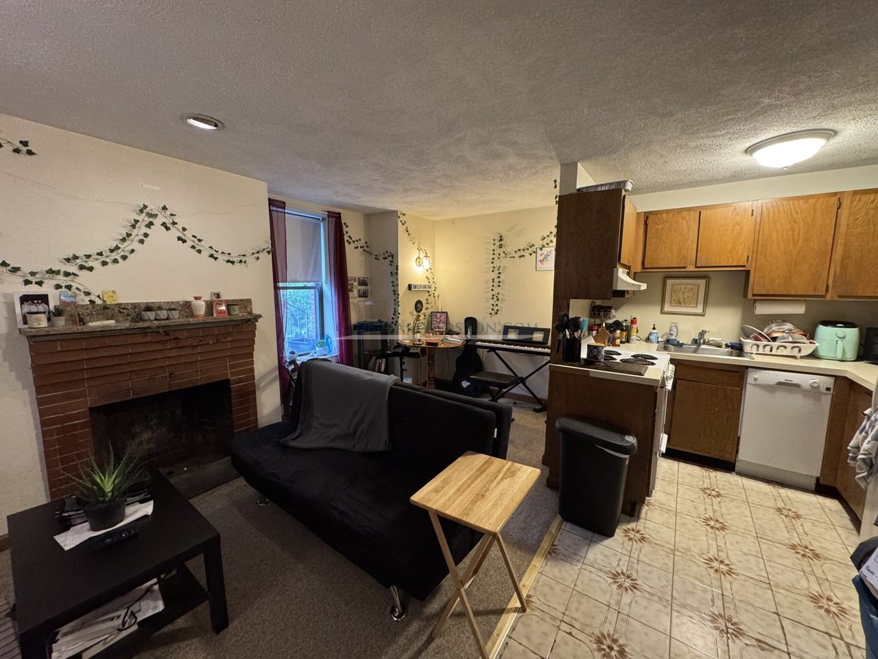 344 Market St #6 - Photo 2 of 24