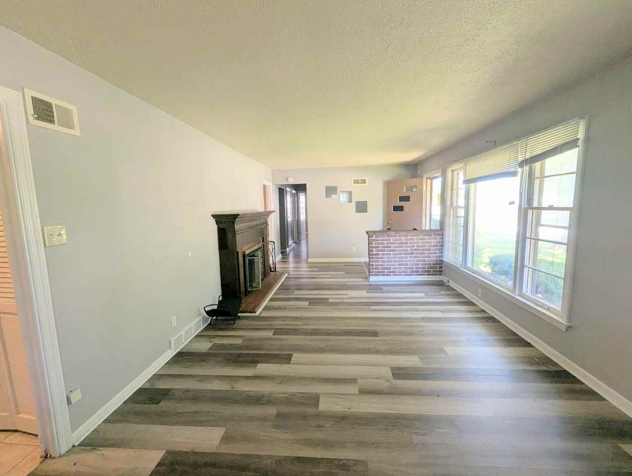 1225 Gahan Dr - Photo 6 of 13