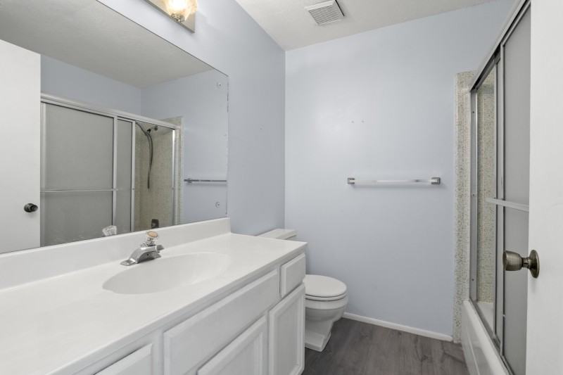 2545 Cherry Dr - Photo 3 of 10