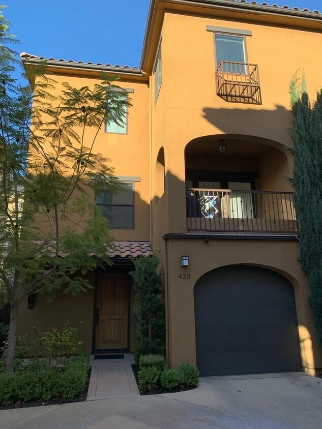 423 Willow Glen Ct #NA - Photo 2 of 19