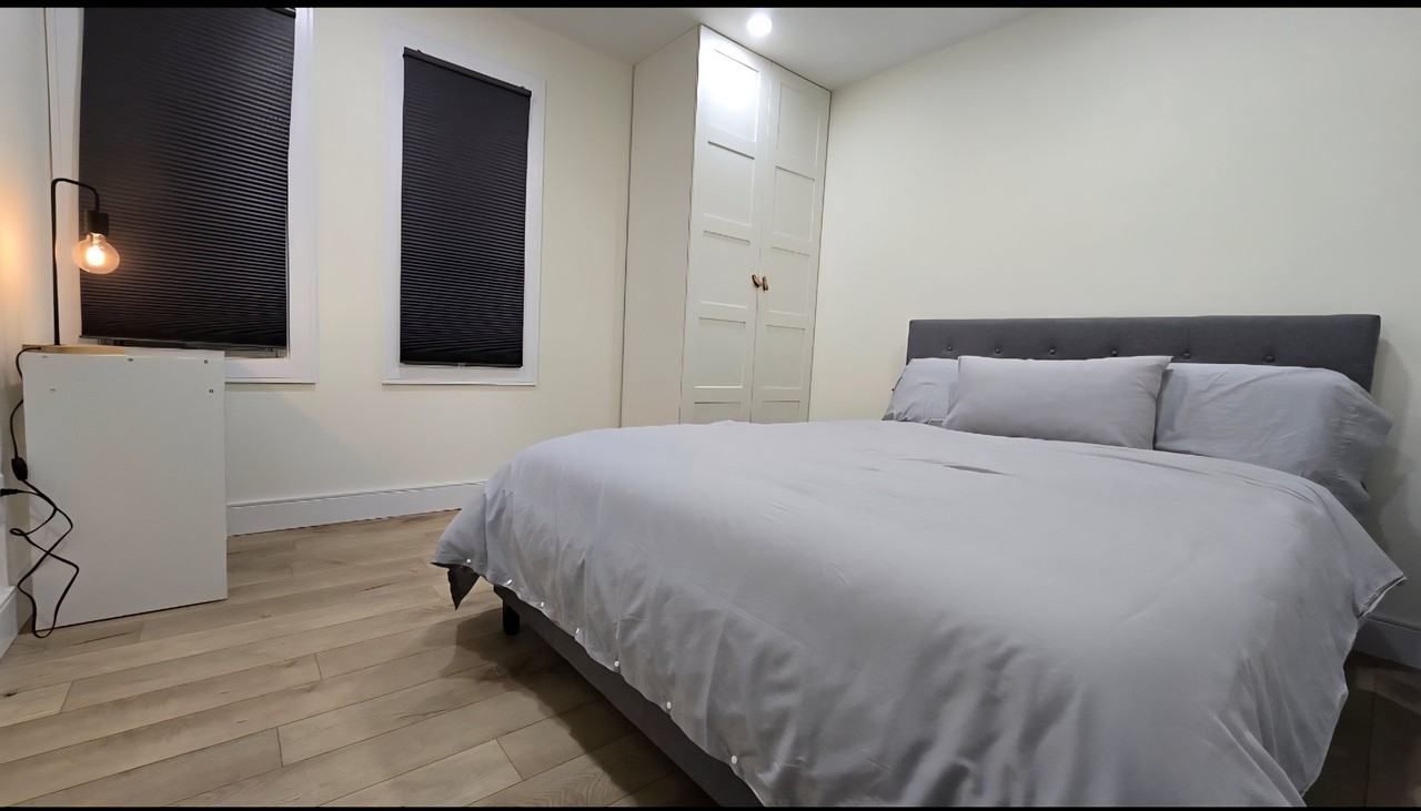 40 Rexdale Boulevard - Photo 2 of 5