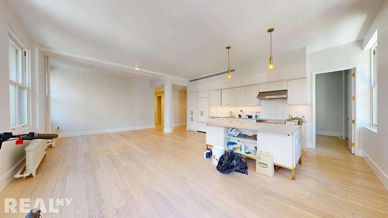 Broome St #3W - Photo 2 of 12