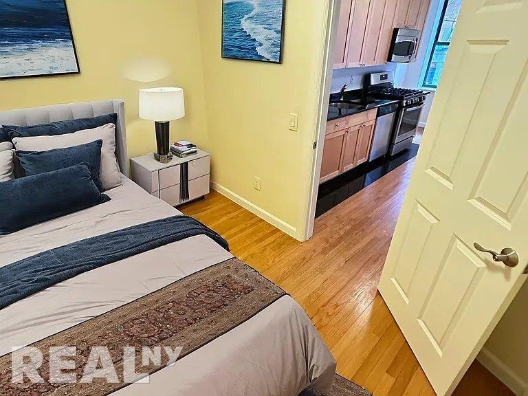 Mott St #2F - Photo 5 of 7