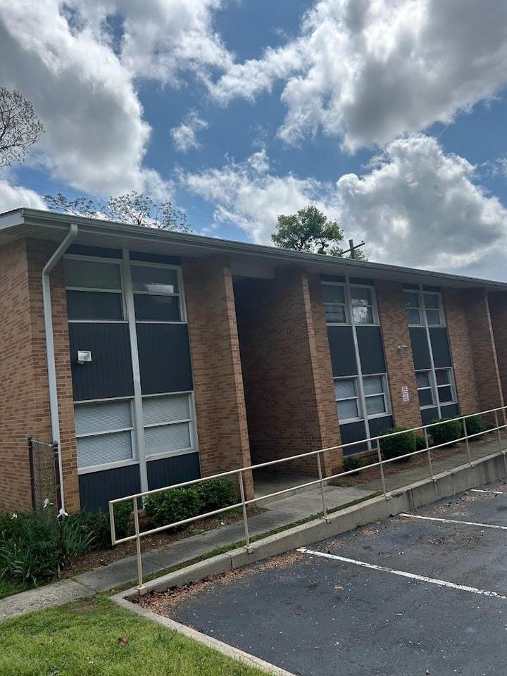 The Pines - Photo 2 of 7