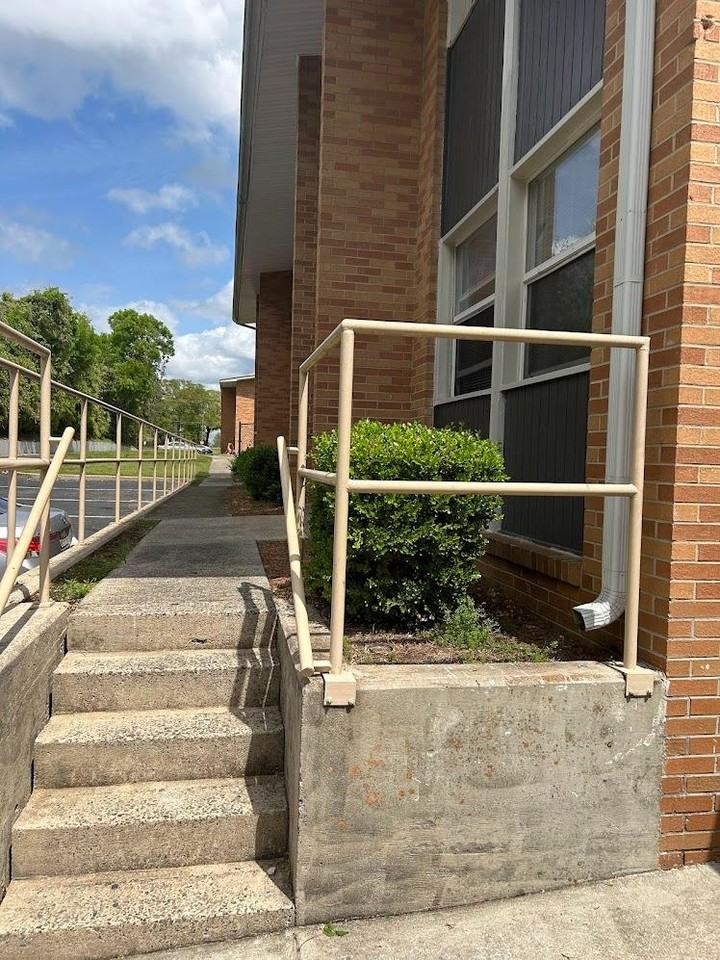 The Pines - Photo 3 of 7