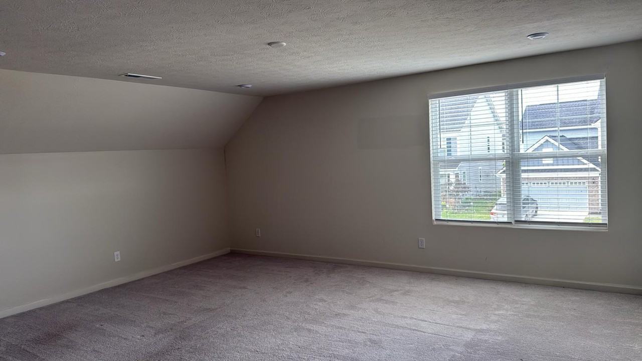 5312 Veranda Dr - Photo 7 of 10