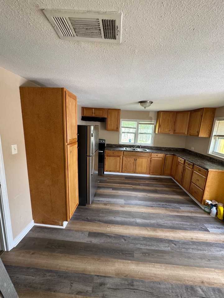 7771 Amberidge Rd - Photo 7 of 20