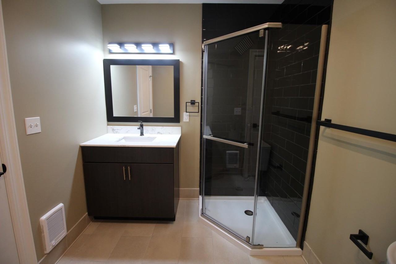 1493 E Emmaus Ave - Photo 7 of 10