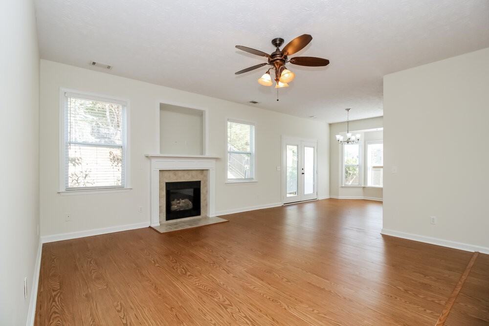2934 Cooper Woods Ln - Photo 2 of 17