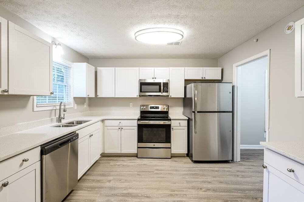 4392 Hardwood Cir Sw - Photo 6 of 16