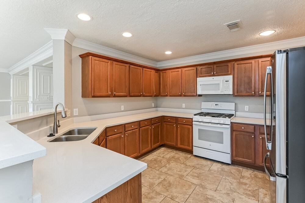 11230 Wild Goose Dr - Photo 6 of 17