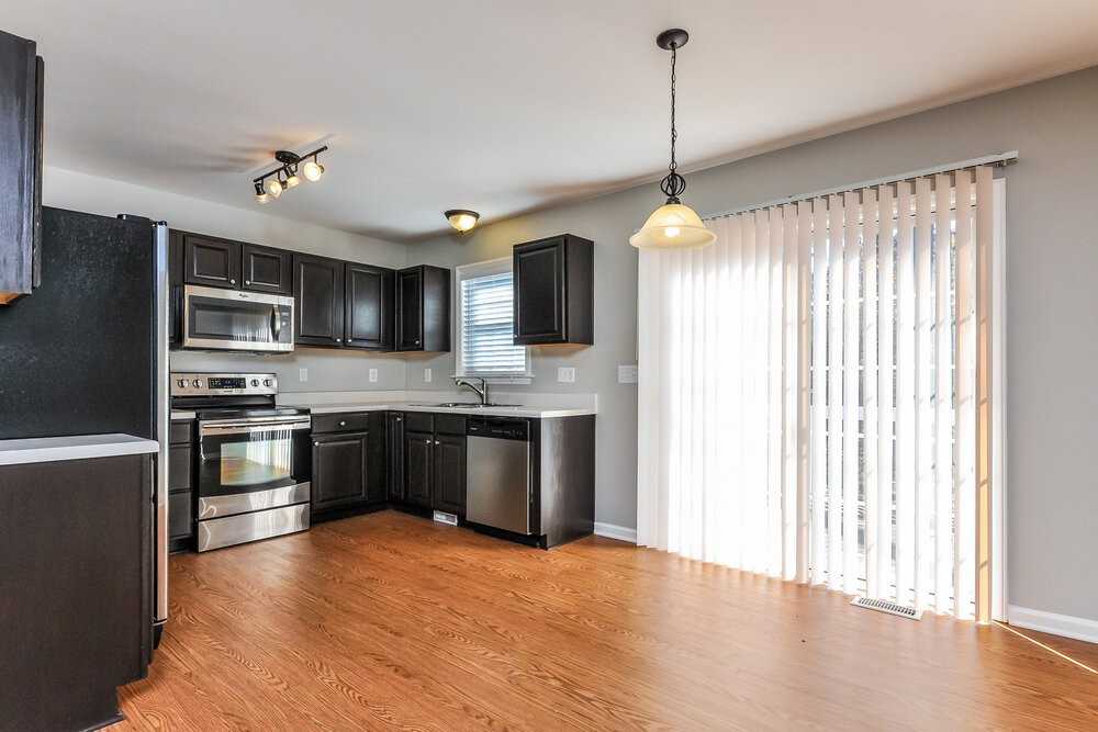 616 Groveton Trl - Photo 5 of 16