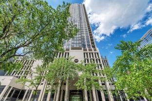 1122 N Clark St #2806 - Photo 1 of 1