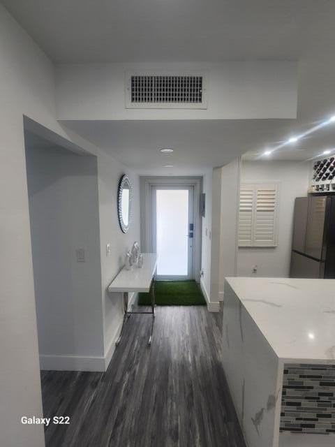 14721 Bonaire Blvd #301 - Photo 3 of 47