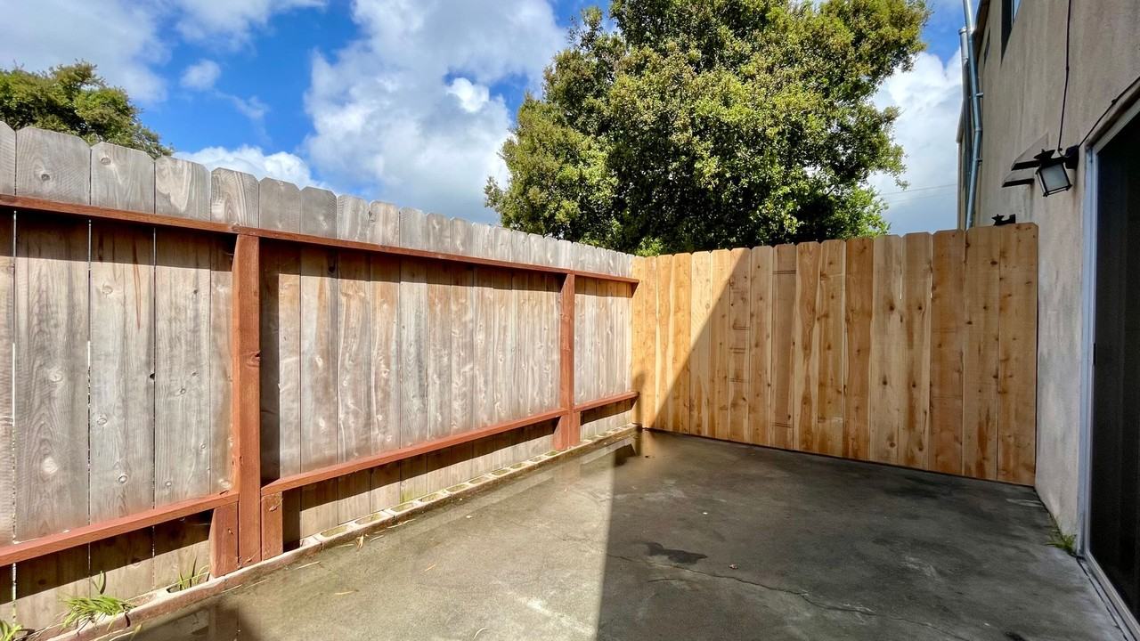 992 Fair Oaks Ave - Photo 6 of 15