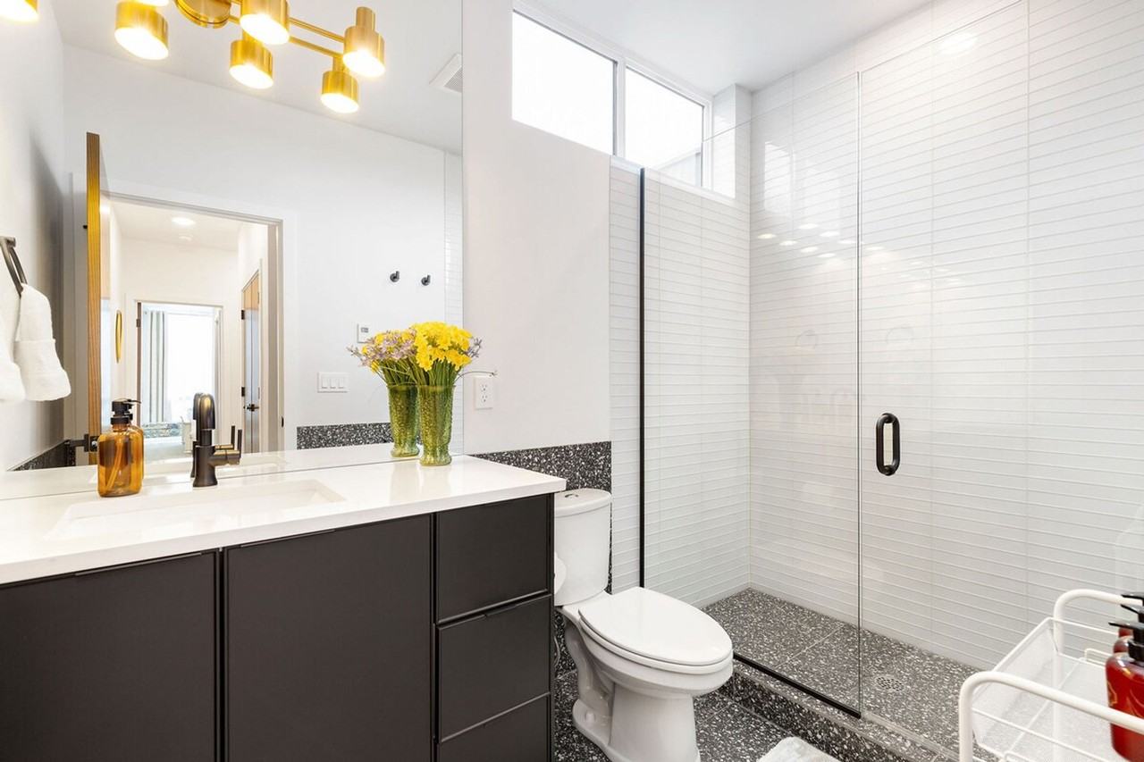 905 17th Ave #1036009P - Photo 3 of 42