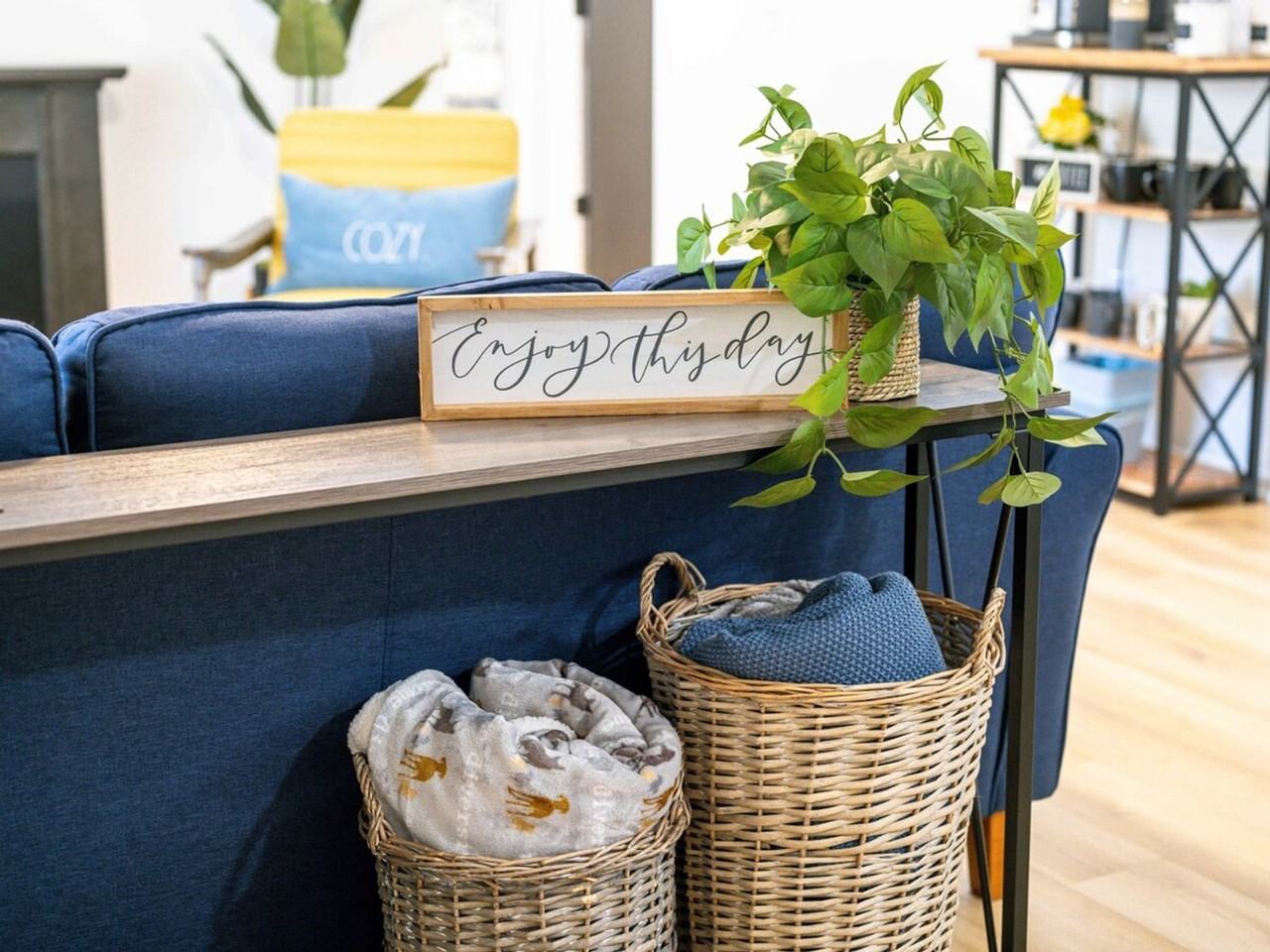 14 Harrington Ln #1241318P - Photo 3 of 35