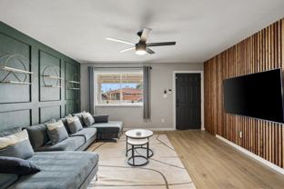 4127 W Wilshire Dr - Photo 1 of 1