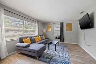 East Henry Avenue 4219 - Photo 1 of 1