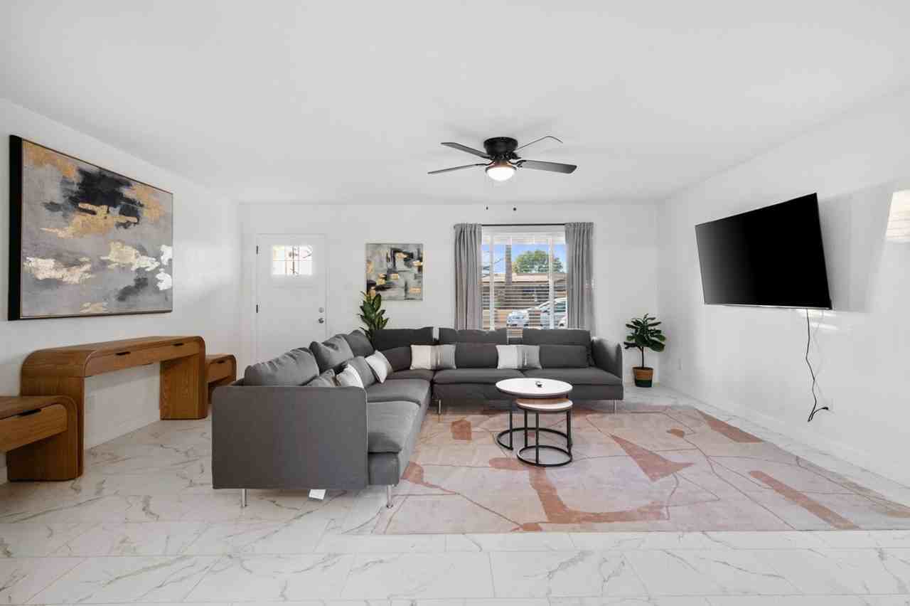 3101 North 40th Drive #1244322P - Photo 4 of 27