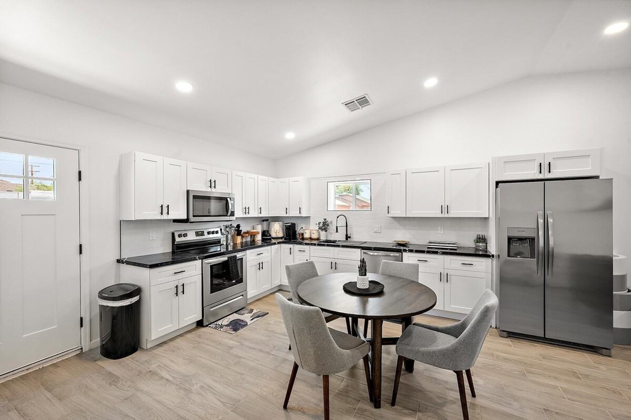 5148 N 22nd Ave #1244330P - Photo 4 of 19