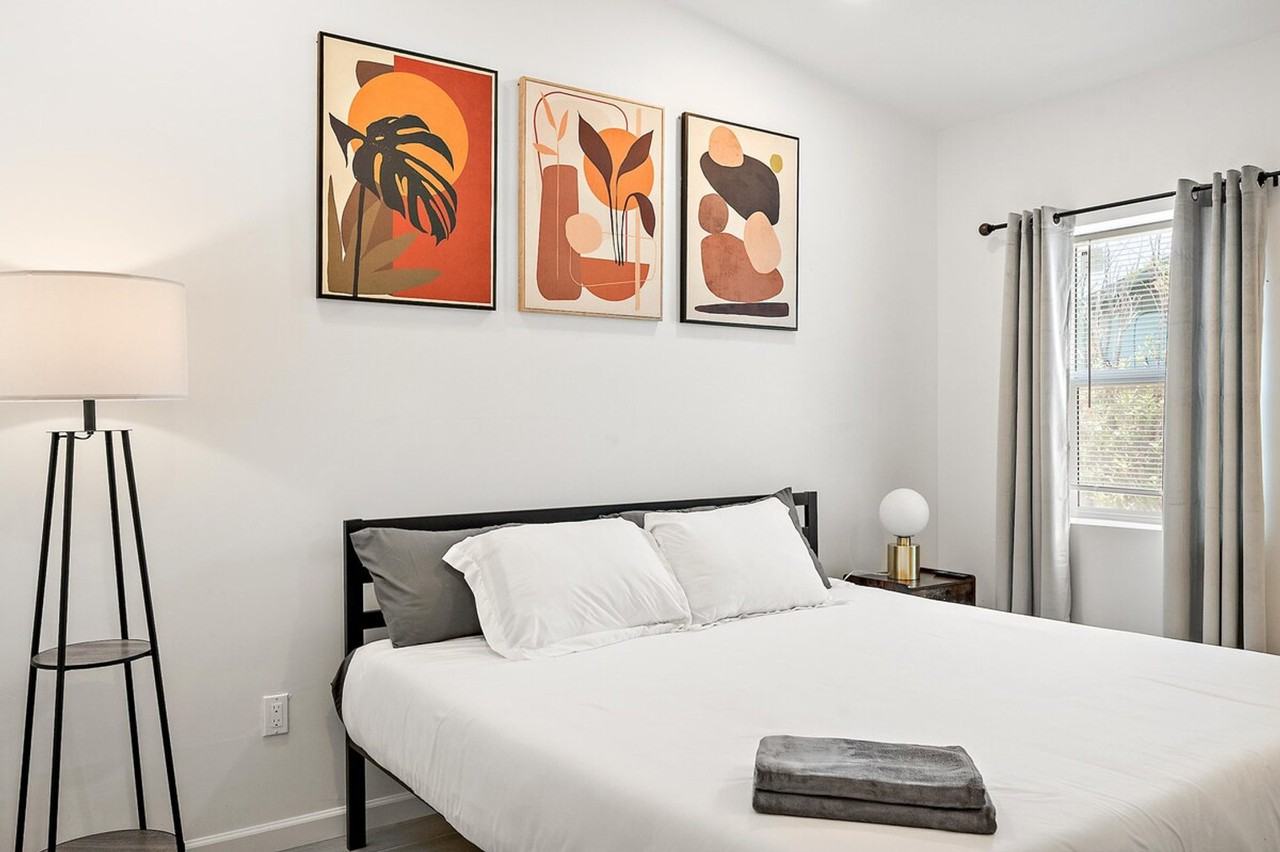 5148 N 22nd Ave #1244330P - Photo 4 of 19