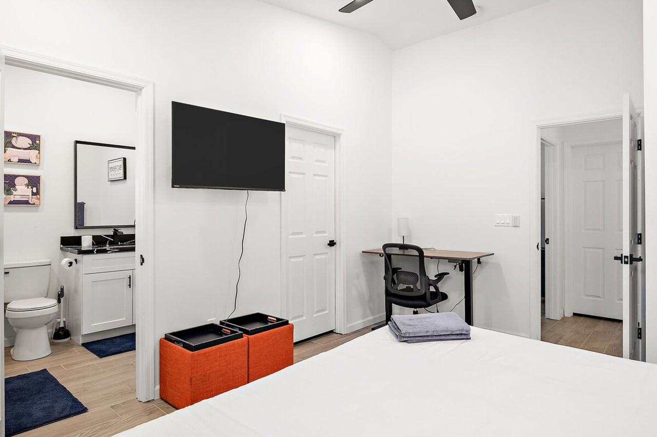 5148 N 22nd Ave #1244330P - Photo 5 of 19