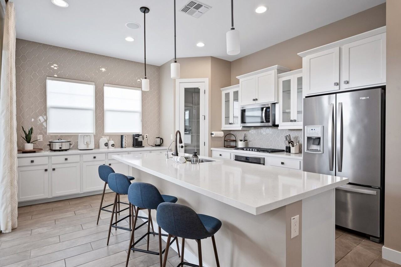 1913 E Rosemary Dr #1244336P - Photo 5 of 39