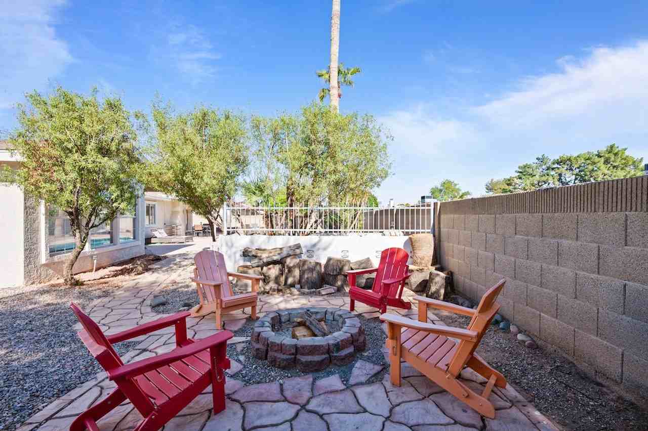 4332 E Cherokee St #1244354P - Photo 7 of 48