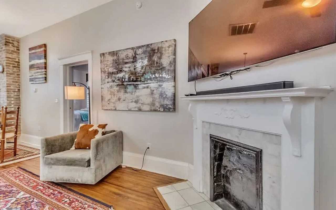 512 E 33rd St #1244808P - Photo 2 of 41