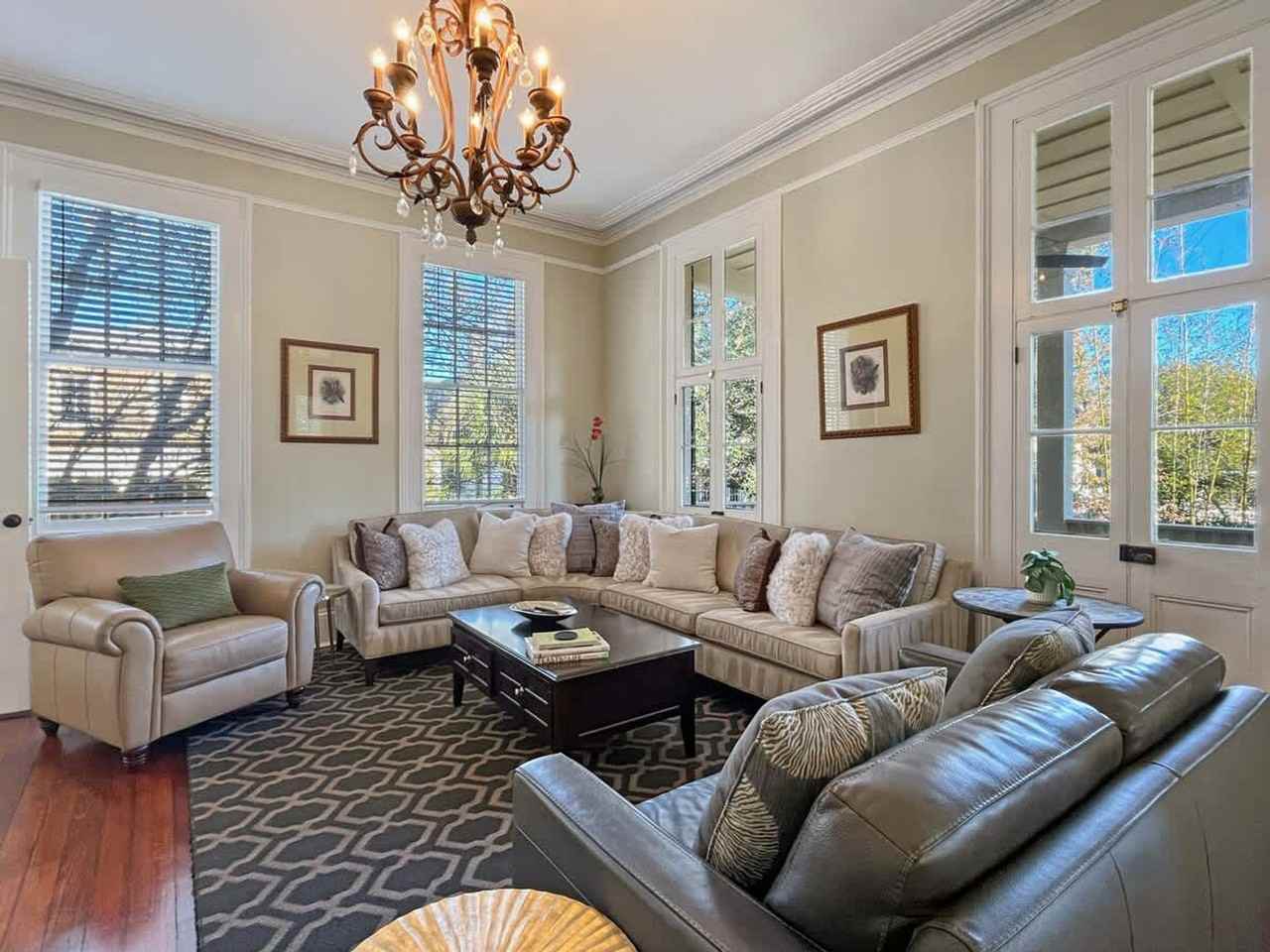 209 West Bolton Street - Photo 4 of 50